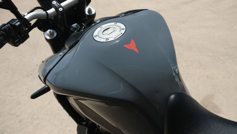 USED 2021 YAMAHA MT-09 Image 14