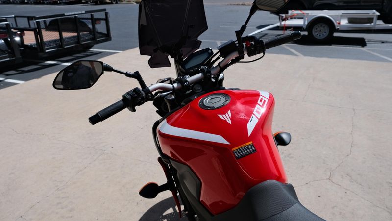 USED 2018 YAMAHA MT09 Image 16