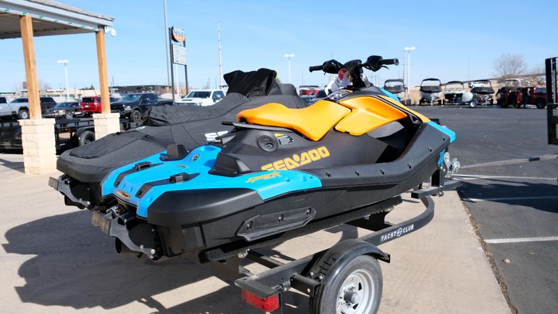NEW 2026 SEADOO SPARK TRIXX FOR 1 90HP WITH SOUND SYSTEM Image 3
