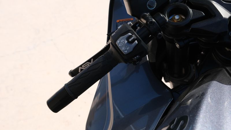 USED 2024 SUZUKI HAYABUSA Image 16