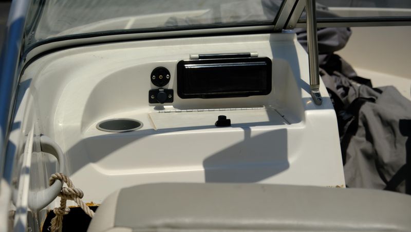 USED 2012 BAYLINER 175 BR Image 7