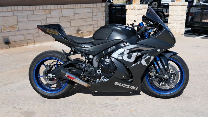 USED 2018 SUZUKI GSX250R Image 6