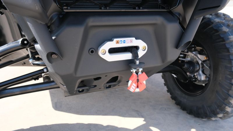 NEW 2026 CAN-AM DEFENDER MAX XT HD11 WITH 1025 INCH TOUCHSCREEN Image 28
