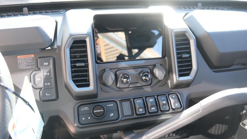 NEW 2026 CFMOTO UFORCE U10 PRO HIGHLAND Image 14