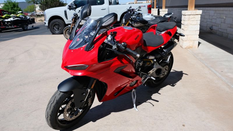 USED 2026 DUCATI PANIGALE V2 Image 7
