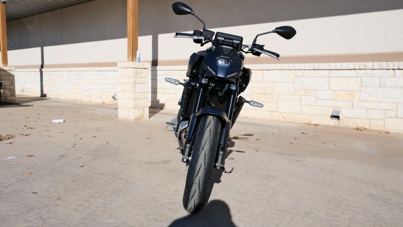 NEW 2026 YAMAHA MT07 Image 8