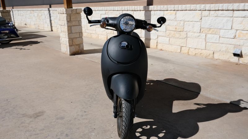 USED 2017 HONDA METROPOLITAN BASE Image 8