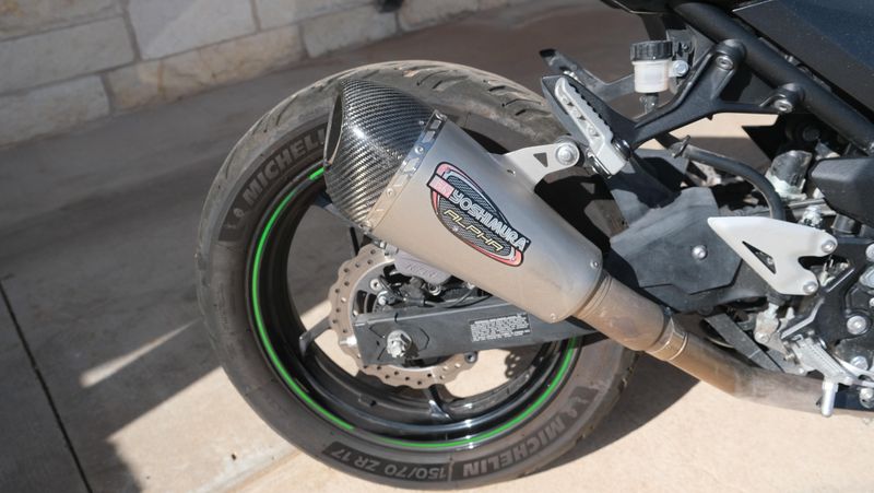 USED 2023 KAWASAKI NINJA 400 ABS Image 15