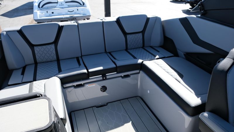 NEW 2026 YAMAHA 255XD Image 14