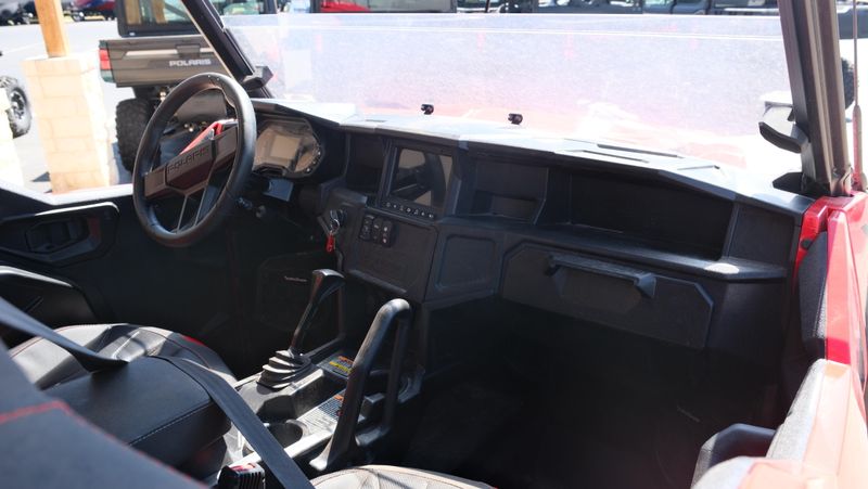 USED 2025 POLARIS GENERAL XP 1000 ULTIMATE - INDY RED ULTIMATE Image 12