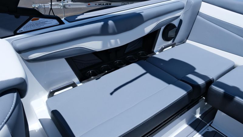 NEW 2026 AXIS T-SERIES T220 Image 29