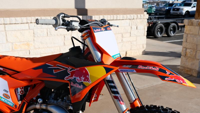 NEW 2026 KTM 450 SXF FACTORY EDITION Image 11