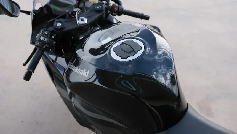 NEW 2026 KAWASAKI NINJA ZX6R ABS Image 14