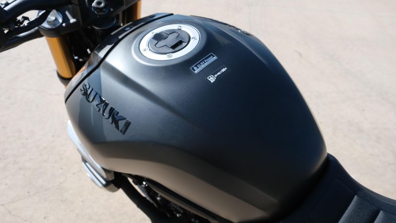 NEW 2026 SUZUKI GSX8T Image 7