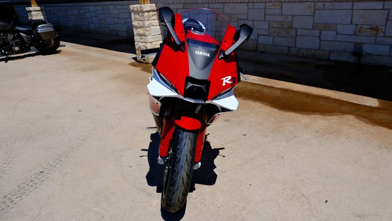 NEW 2026 YAMAHA YZF-R9 70TH ANNIVERSARY EDITION Image 8