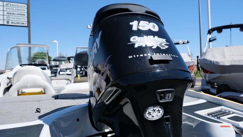 USED 2011 NITRO Z7 SPORT Image 17