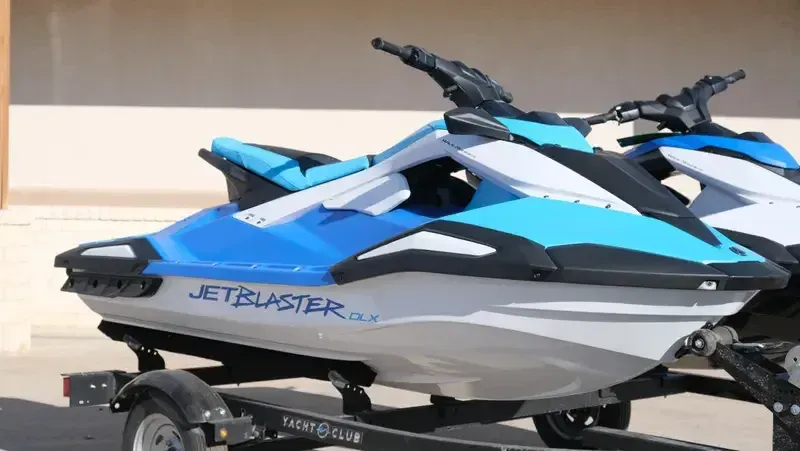 NEW 2026 YAMAHA JETBLASTER DLX 3 3UP Image 2