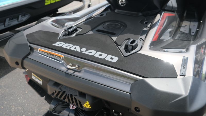 2024 SEADOO GTRX 300 WITH SOUND SYSTEM ECLIPSE BLACK AND DEEP MARSALA Image 7