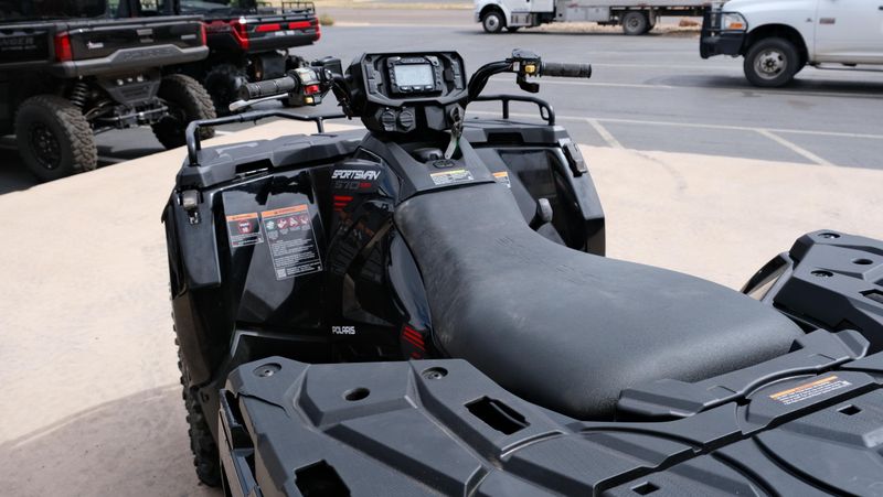 USED 2025 POLARIS SPORTSMAN 570  TRAIL  ONYX BLACK TRAIL Image 13