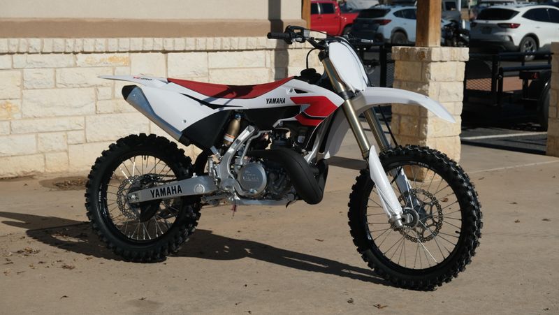 NEW 2026 YAMAHA YZ250 70TH ANNIVERSARY EDITION Image 2