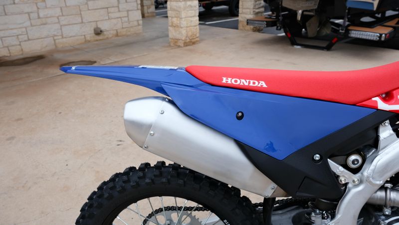 NEW 2027 HONDA CRF250R Image 9