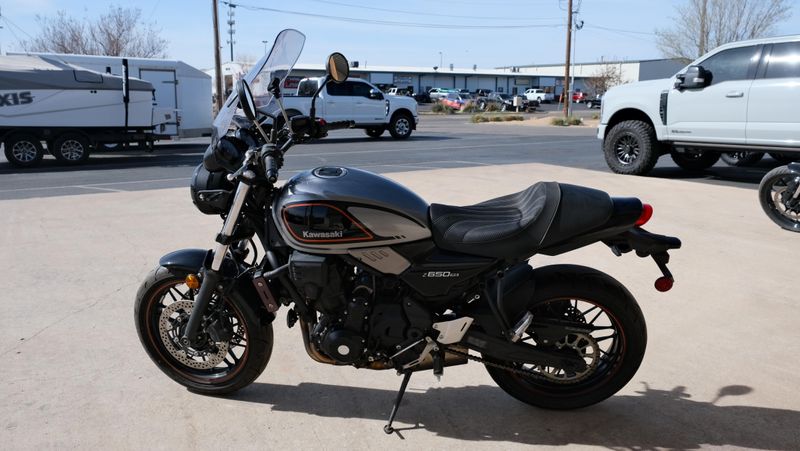 USED 2022 KAWASAKI Z650RS ABS Image 6