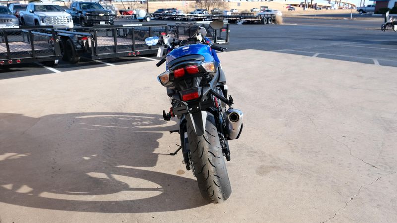 NEW 2026 SUZUKI GSXR600Z 40TH ANNIVERSARY EDITION Image 4