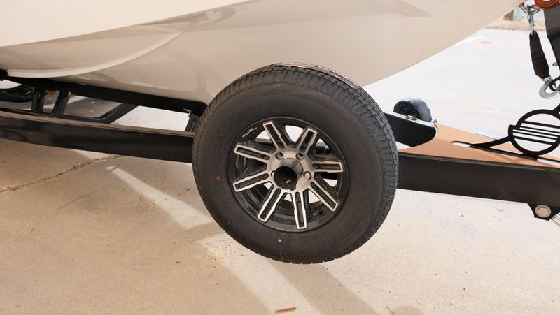 NEW 2026 MALIBU WAKESETTER 23 MXZ Image 40