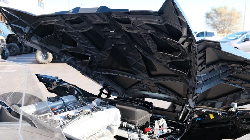 NEW 2025 POLARIS SLINGSHOT S AUTODRIVE JET BLACK Image 22