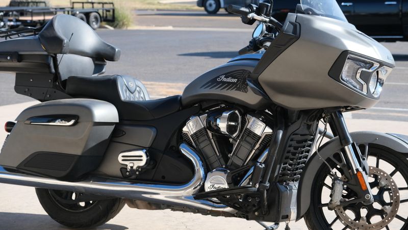 USED 2021 INDIAN MOTORCYCLE CHALLENGER Image 4