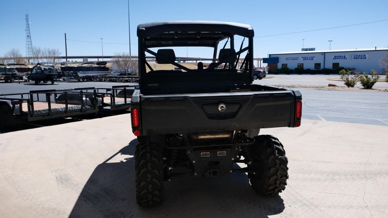 USED 2024 CAN-AM DEFENDER MAX XT HD10 Image 4