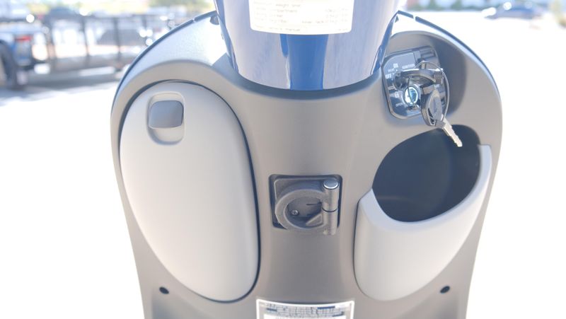 NEW 2026 HONDA METROPOLITAN Image 9