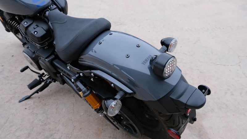 USED 2023 YAMAHA BOLT RSPEC STORM GRAY Image 16