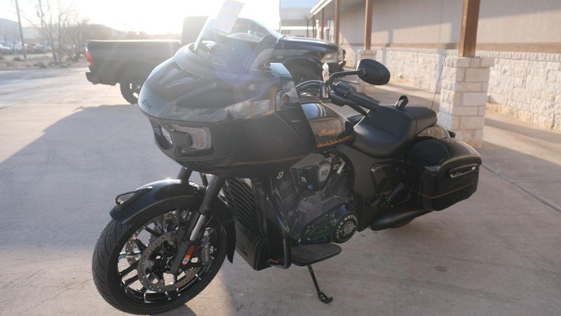 NEW 2026 INDIAN MOTORCYCLE CHALLENGER DARK HORSE WITH 112 AND AUDIO PACKAGE Image 7