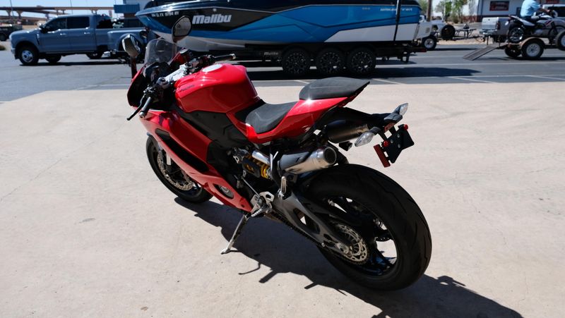 USED 2026 DUCATI PANIGALE V2 Image 5