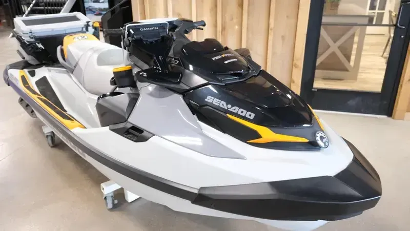 NEW 2026 SEADOO FISHPRO TROPHY 170 WITH SOUND SYSTEM Image 2