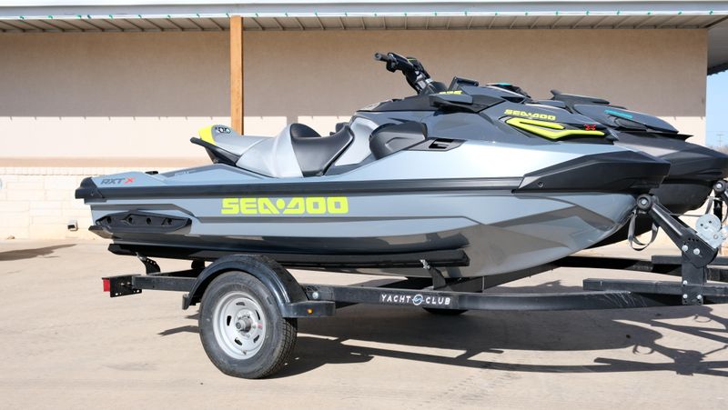 NEW 2026 SEADOO RXTX-325-WITH-SOUND-SYSTEM Image 1