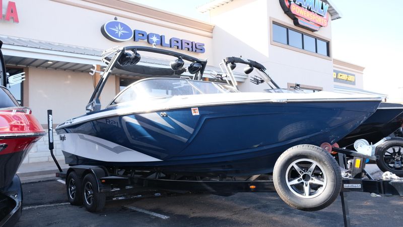 USED 2020 TIGE R21SK Image 1