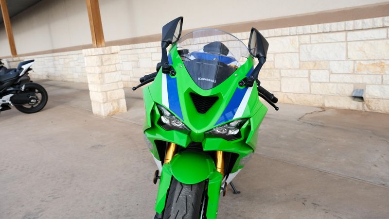 USED 2024 KAWASAKI NINJA ZX6R ABS Image 8