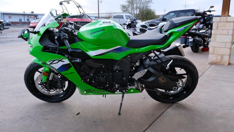 NEW 2026 KAWASAKI NINJA ZX6R ABS Image 6