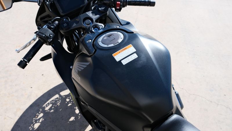 NEW 2026 HONDA CBR650R Image 17