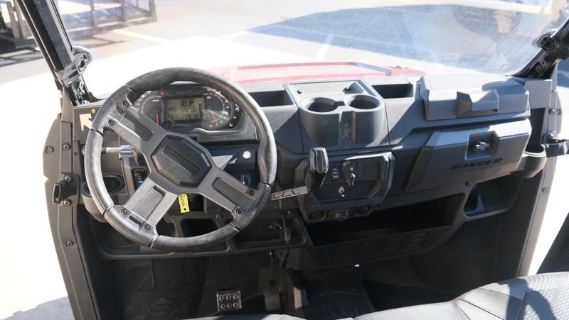 USED 2021 POLARIS RANGER CREW XP 1000 PREMIUM  BURGUNDY METALLIC PREMIUM Image 11