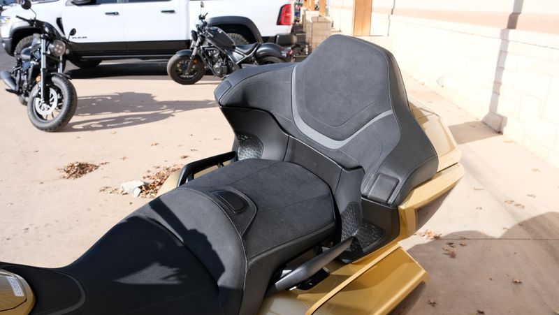 NEW 2025 HONDA GOLD WING TOUR DCT 50TH ANNIVERSARY Image 10