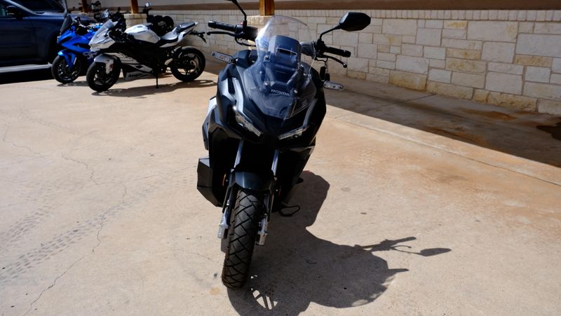 USED 2025 HONDA ADV160 Image 8