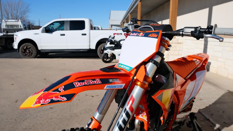 NEW 2026 KTM 450 SXF FACTORY EDITION Image 19