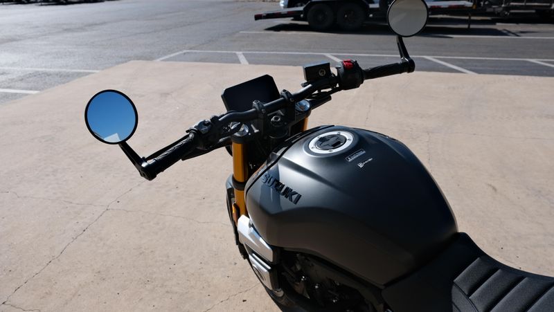 NEW 2026 SUZUKI GSX8T Image 14