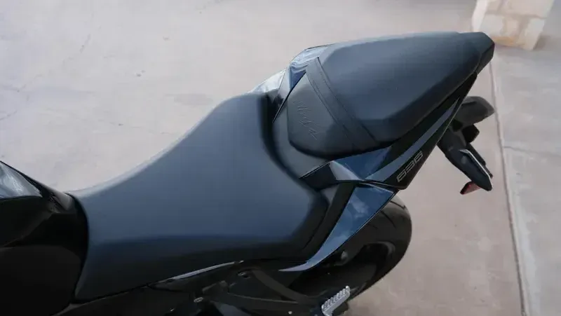 NEW 2026 KAWASAKI NINJA ZX6R ABS Image 17
