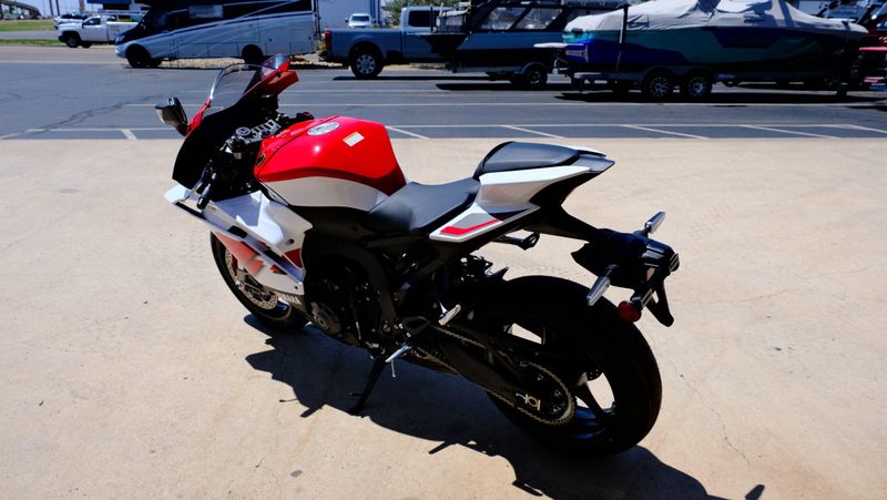 NEW 2026 YAMAHA YZF-R9 70TH ANNIVERSARY EDITION Image 5