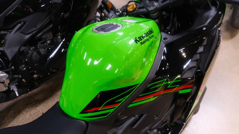 2024 Kawasaki NINJA ZX4RR KRT EDITION ABS LIME GREEN AND EBONYImage 5