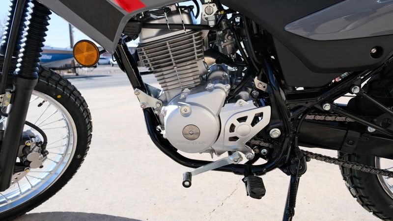 NEW 2026 HONDA XR150L Image 22